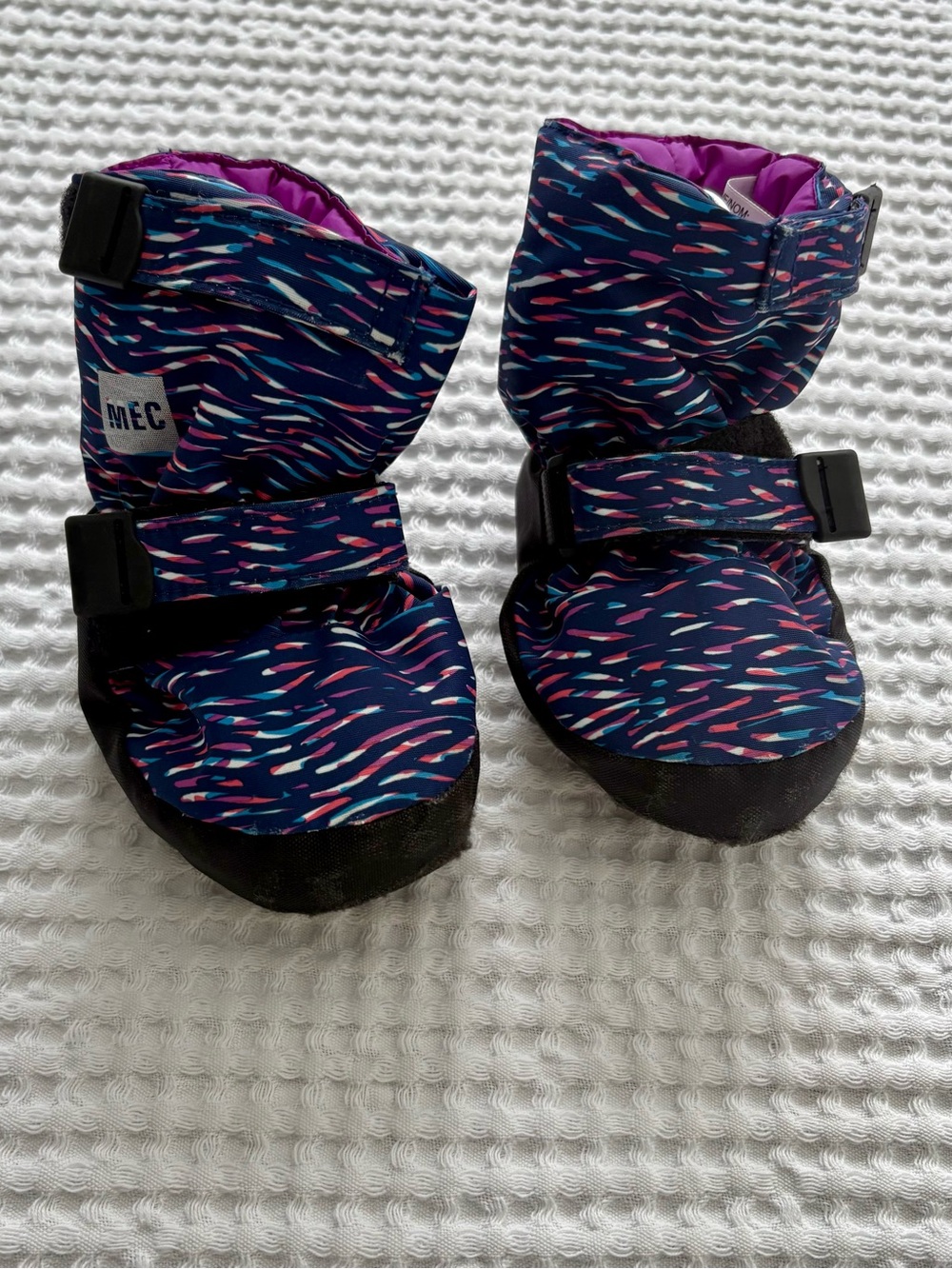 MEC Toaster Booties Insulated Baby Winter Boots Navy Abstract Print Size S